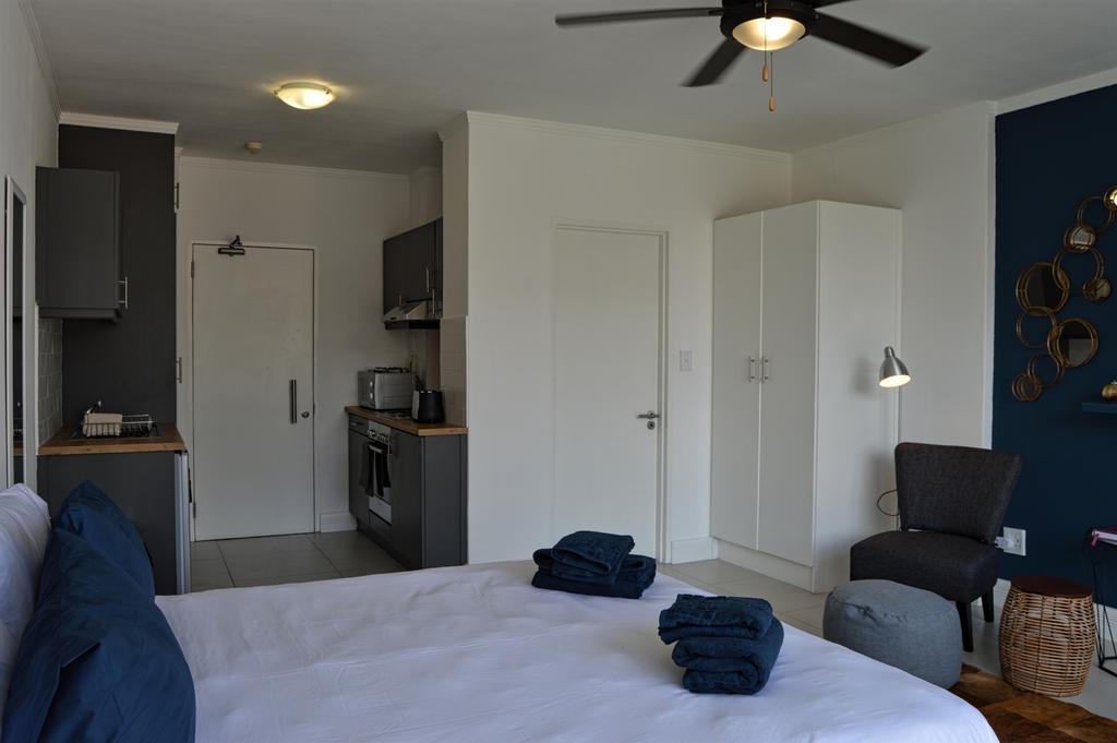 Urban Oasis At The Four Seasons Appartement Le Cap