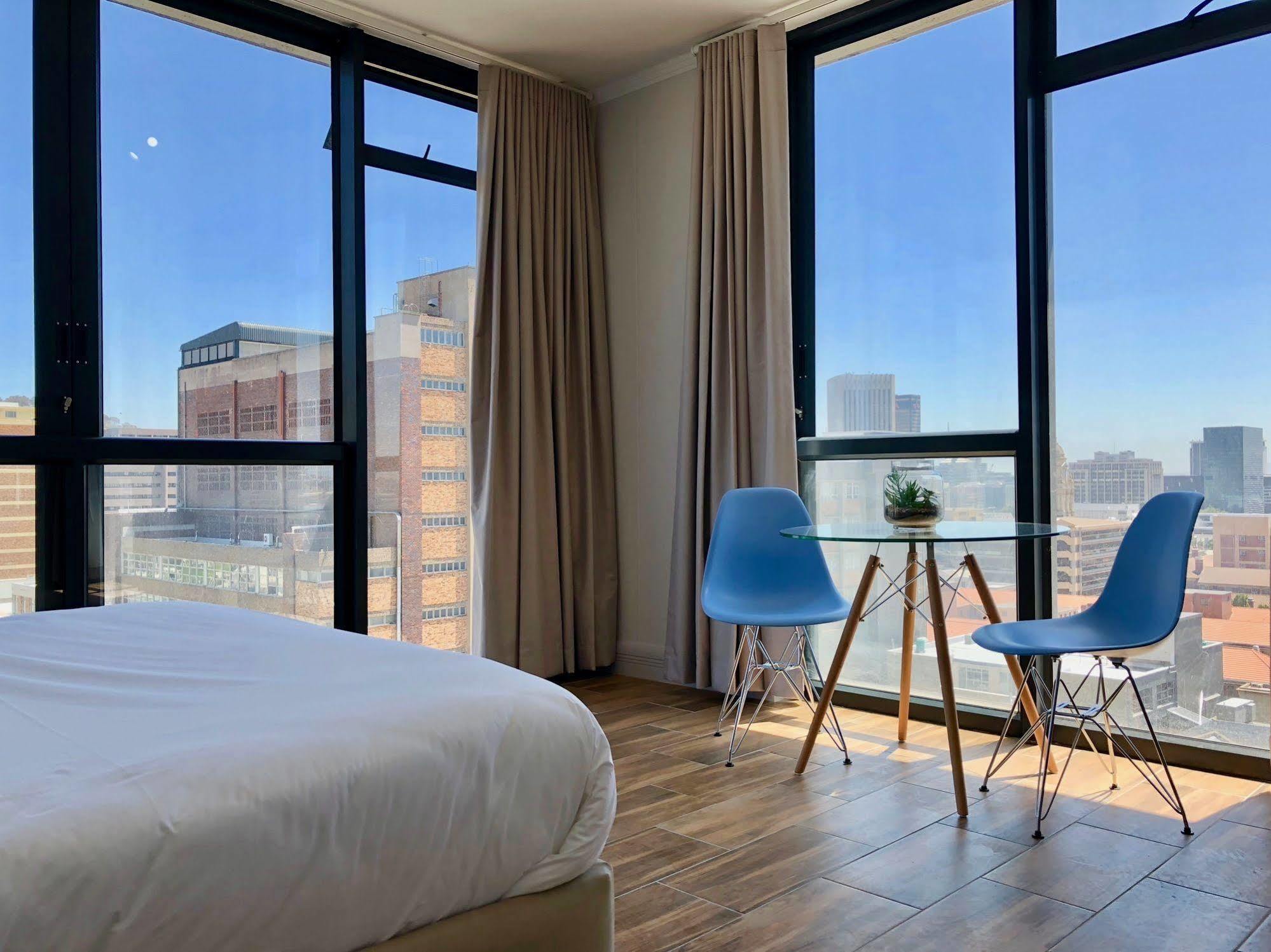 Urban Oasis At The Four Seasons Appartement Le Cap